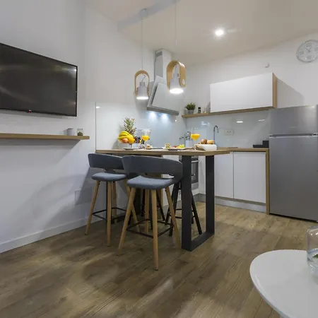 Appartement Palace Paulina 2b - Hr-10322-01 By Interhome